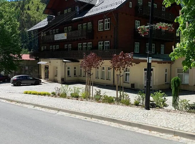 Sloneczna 酒店 *